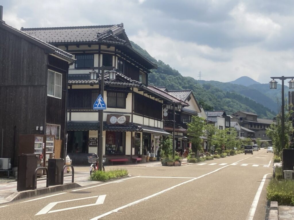 日本が大好きになる図書館 | Fall in love with Japan, Library